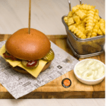 Clássico Burger​ steak mana