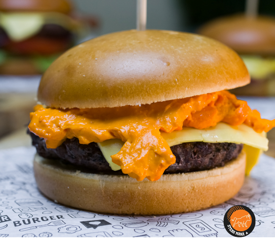 Cheddar Burger​ steak mana