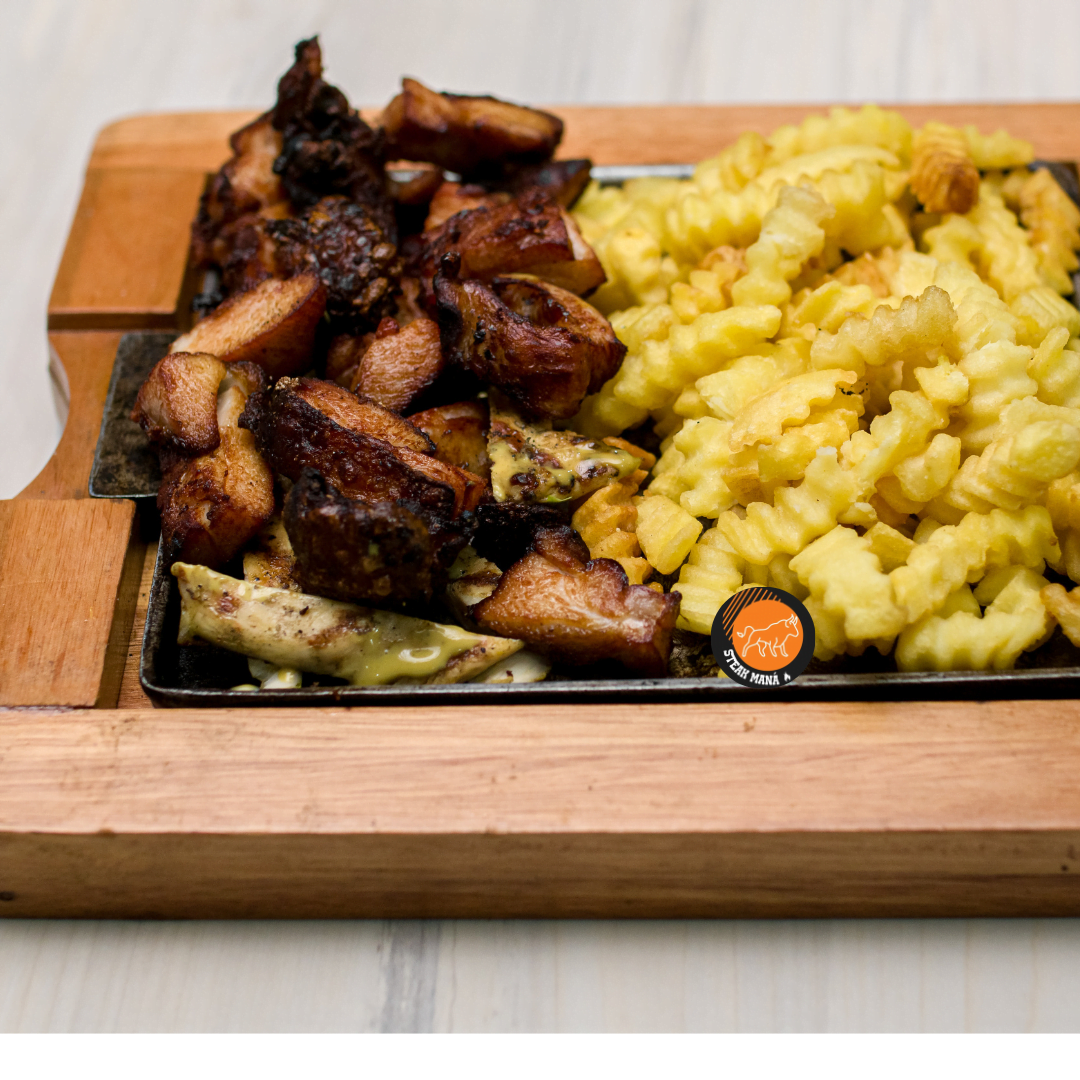 frango a passarinho com fritas Steak Maná